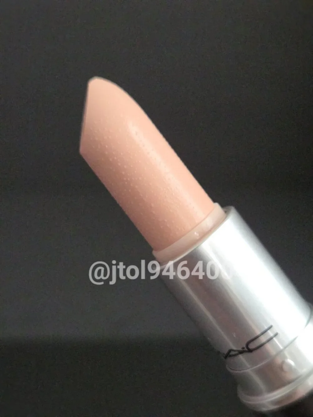 Mac Naturally Eccentric Lipstick